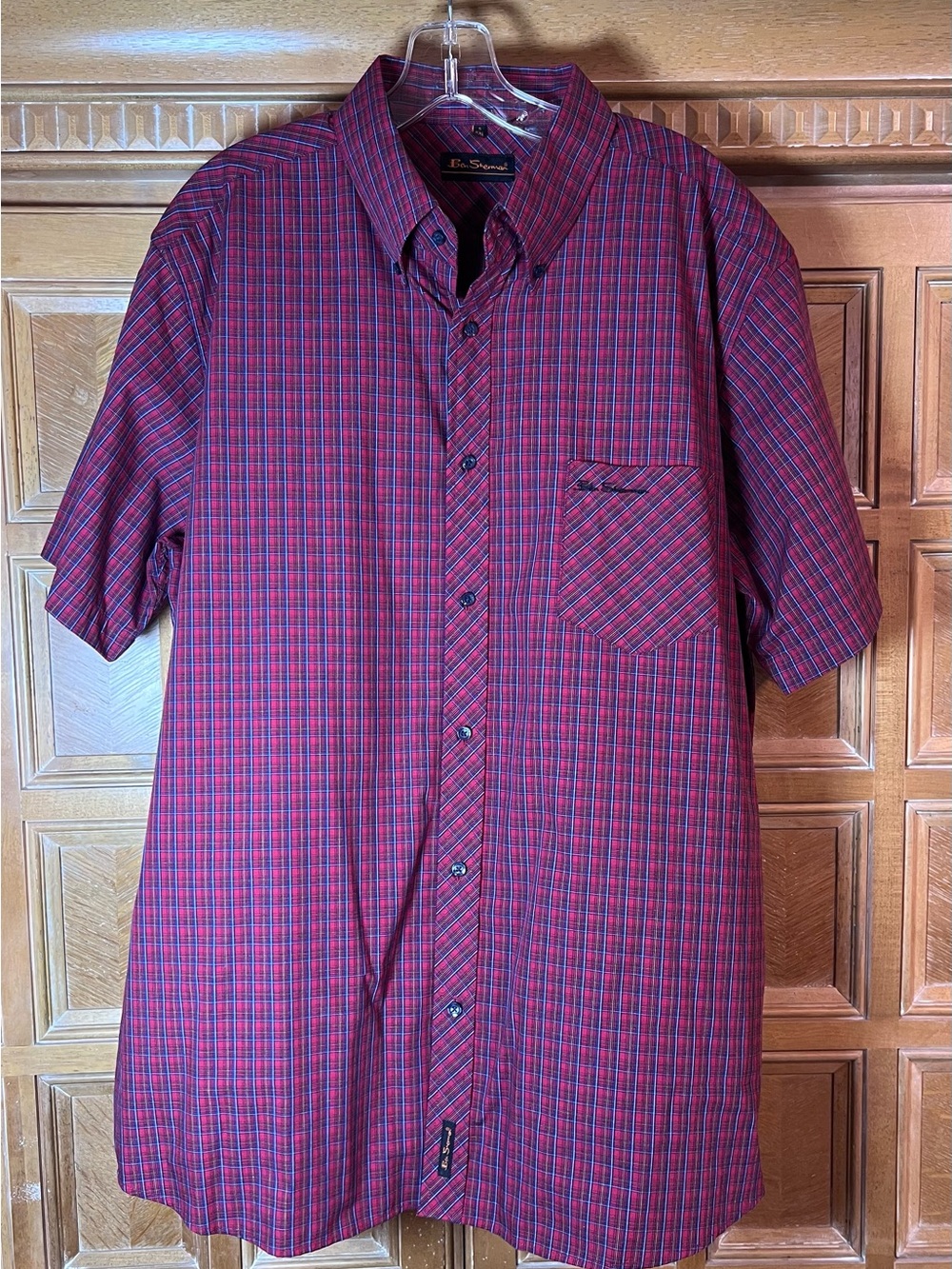 Ben Sherman Men’s Short Sleeve Plaid Button Front Shirt – XXL – Red Blue Check